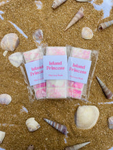 Load image into Gallery viewer, Island Princess
